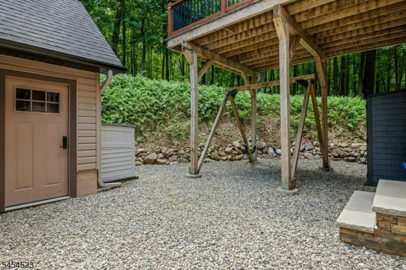 19 Tourne Rd Boonton, NJ 07005