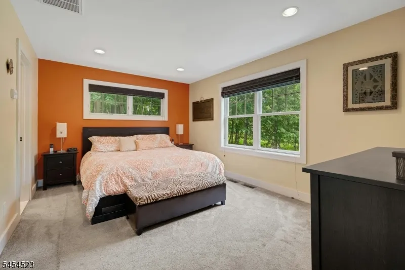 19 Tourne Rd Boonton, NJ 07005