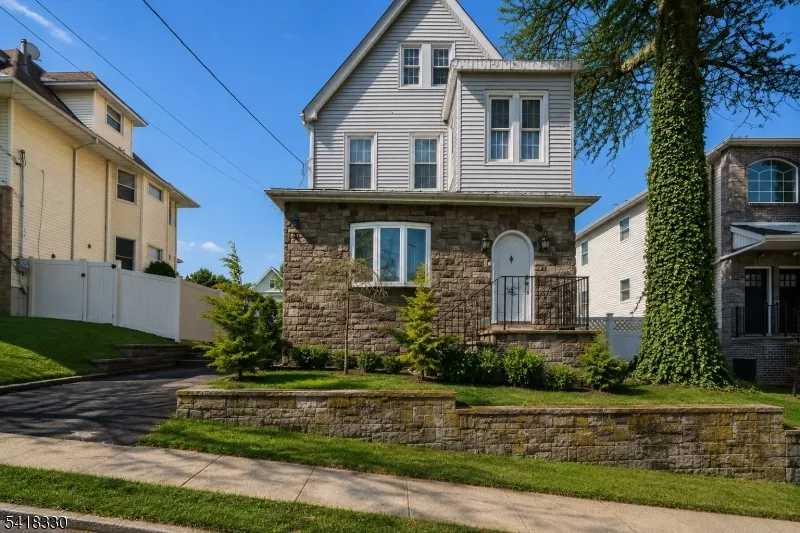 60 Stewart Ave Kearny Town, NJ 07032