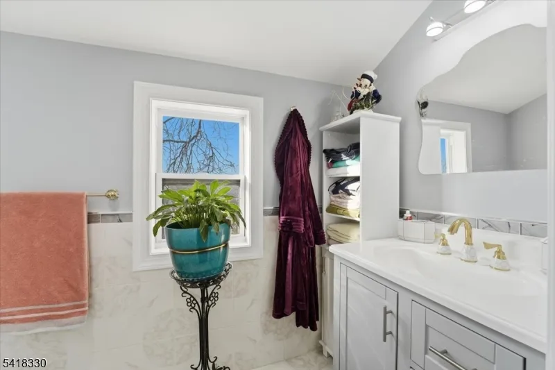 60 Stewart Ave Kearny Town, NJ 07032