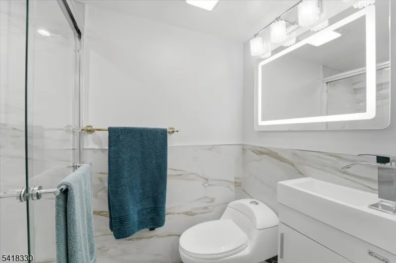 60 Stewart Ave Kearny Town, NJ 07032