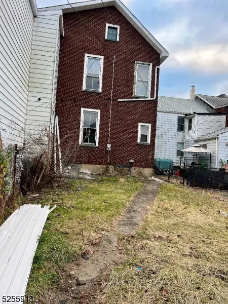 507 S Main St Phillipsburg Town, NJ 08865