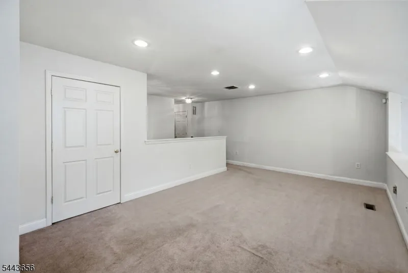 408 Donato Cir #408 Unit 408 Scotch Plains, NJ 07076