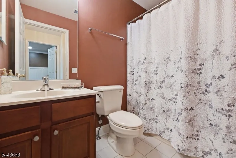 408 Donato Cir #408 Unit 408 Scotch Plains, NJ 07076