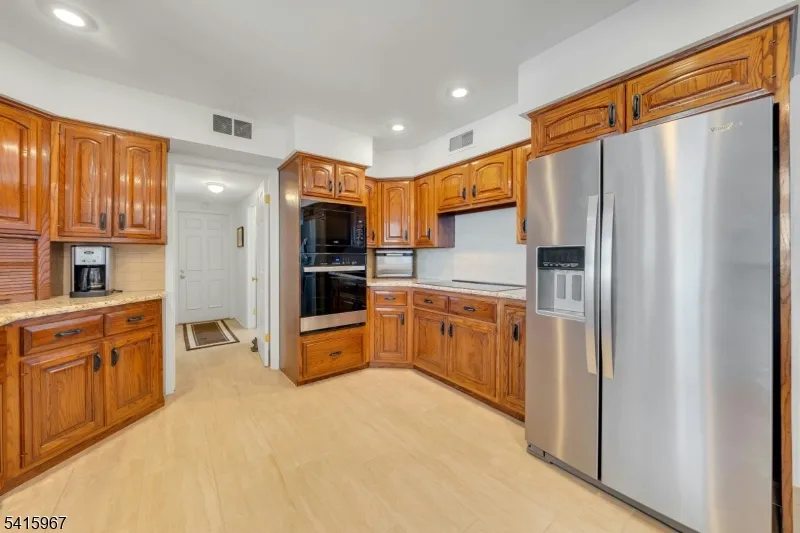 12 Laurel Hill Rockaway, NJ 07435