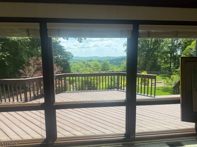 12 Laurel Hill Rockaway, NJ 07435