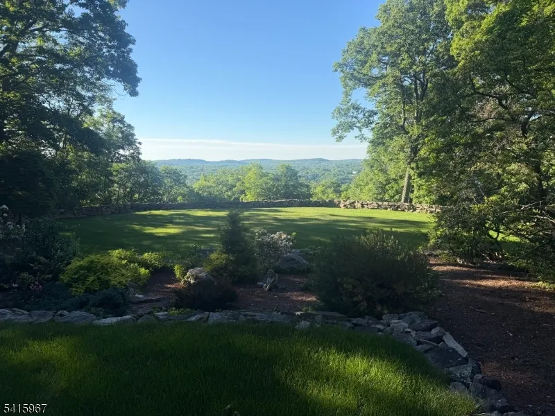 12 Laurel Hill Rockaway, NJ 07435