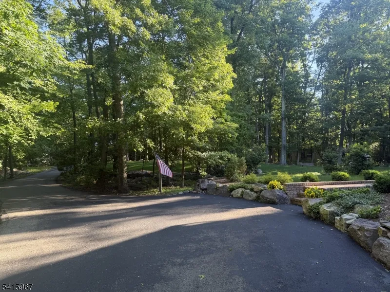 12 Laurel Hill Rockaway, NJ 07435