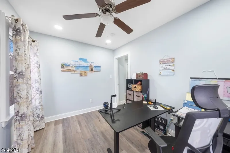 61 Keer Ave Newark City, NJ 07112