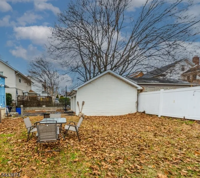 61 Keer Ave Newark City, NJ 07112