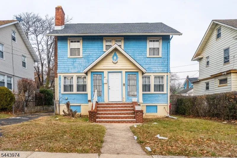 61 Keer Ave Newark City, NJ 07112