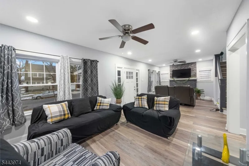 61 Keer Ave Newark City, NJ 07112
