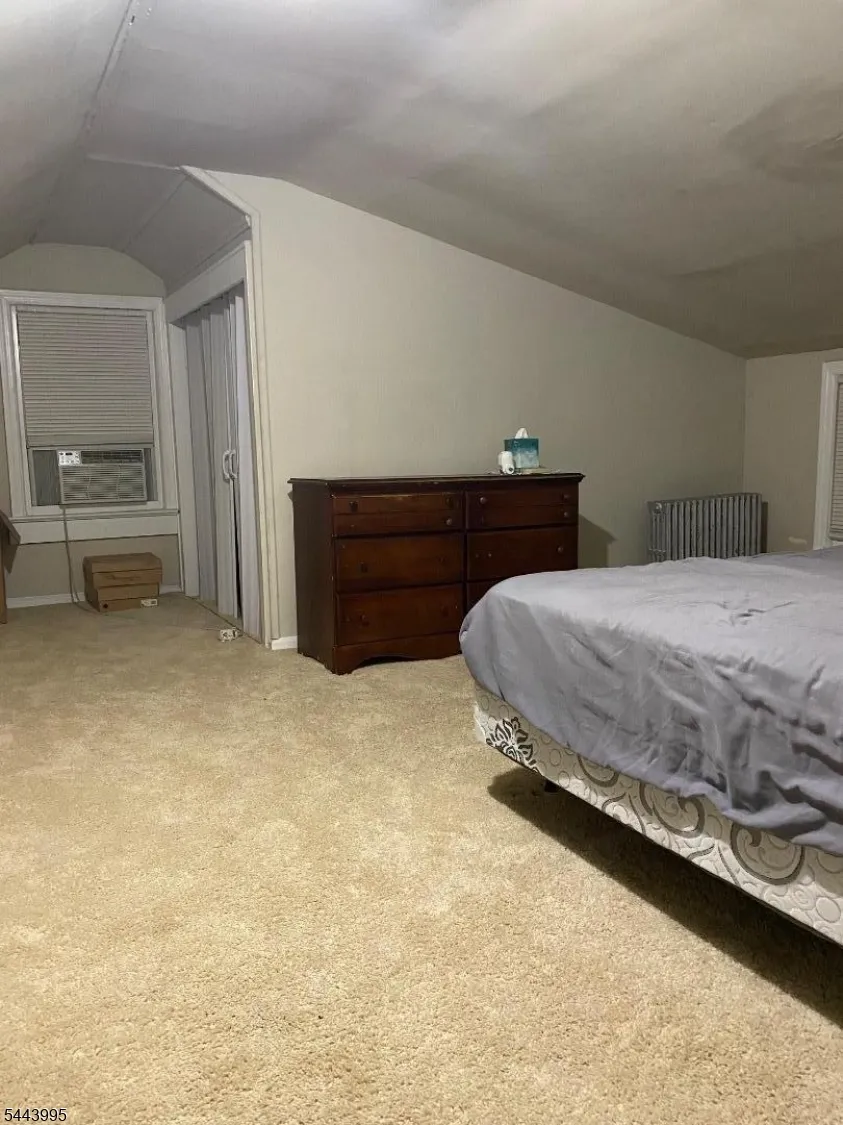 77 Wagner Pl Irvington, NJ 07111