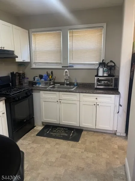 77 Wagner Pl Irvington, NJ 07111