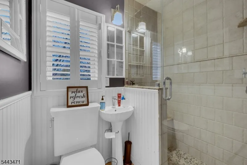 102 Maple Ave Rockaway, NJ 07866