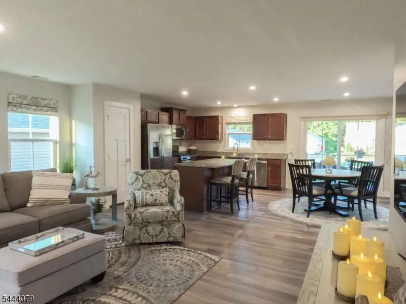 18 Lam Drive Hardyston, NJ 07419