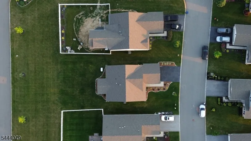 18 Lam Drive Hardyston, NJ 07419