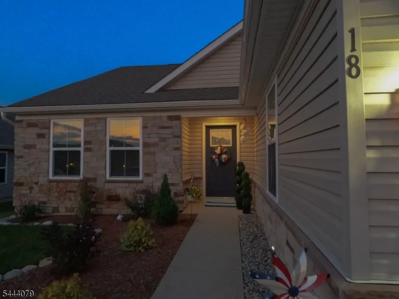 18 Lam Drive Hardyston, NJ 07419
