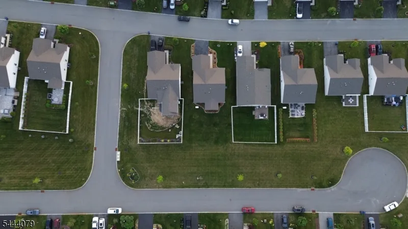 18 Lam Drive Hardyston, NJ 07419