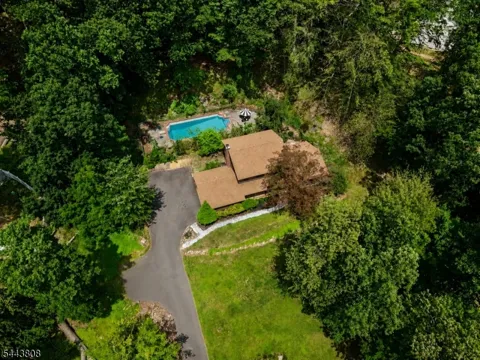 32 Cherryville Hollow Rd