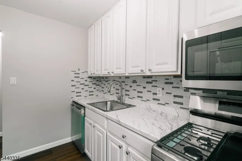 2467 Route 10 #1B Unit 1B Parsippany-Troy Hills, NJ 07950