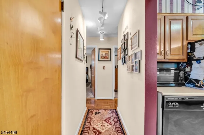 221 Ohio Ave Pohatcong, NJ 08865
