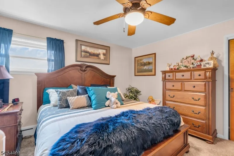 221 Ohio Ave Pohatcong, NJ 08865
