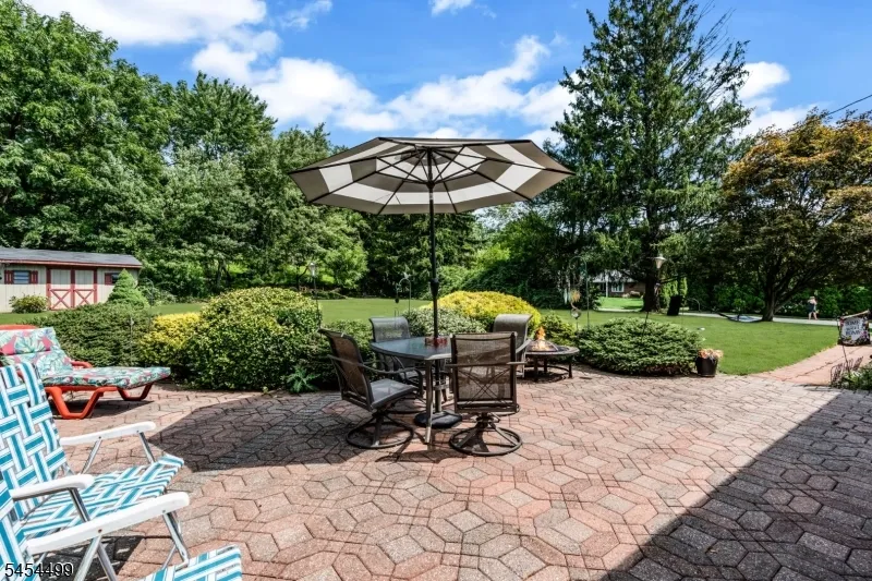 221 Ohio Ave Pohatcong, NJ 08865