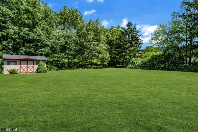 221 Ohio Ave Pohatcong, NJ 08865
