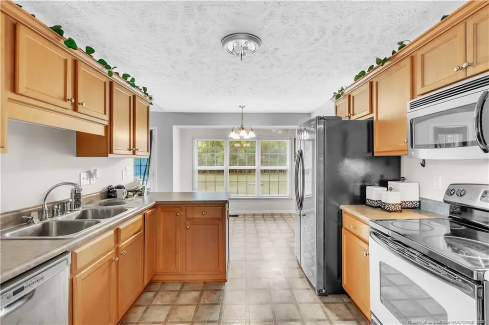 215 Triple Crown Drive Raeford, NC 28376