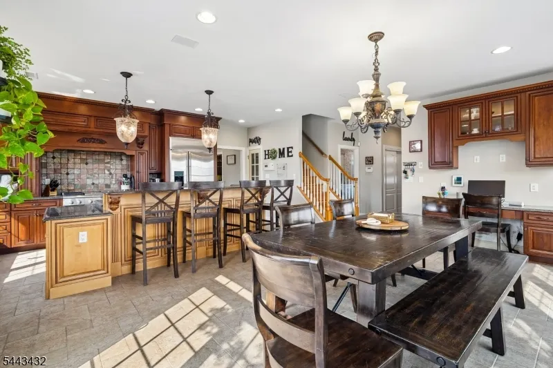 3 Balmoral Drive Alexandria, NJ 08867