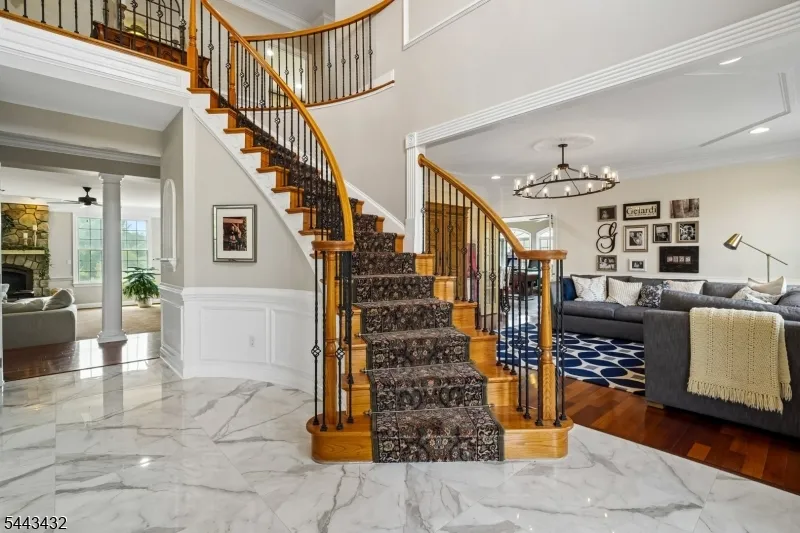 3 Balmoral Drive Alexandria, NJ 08867