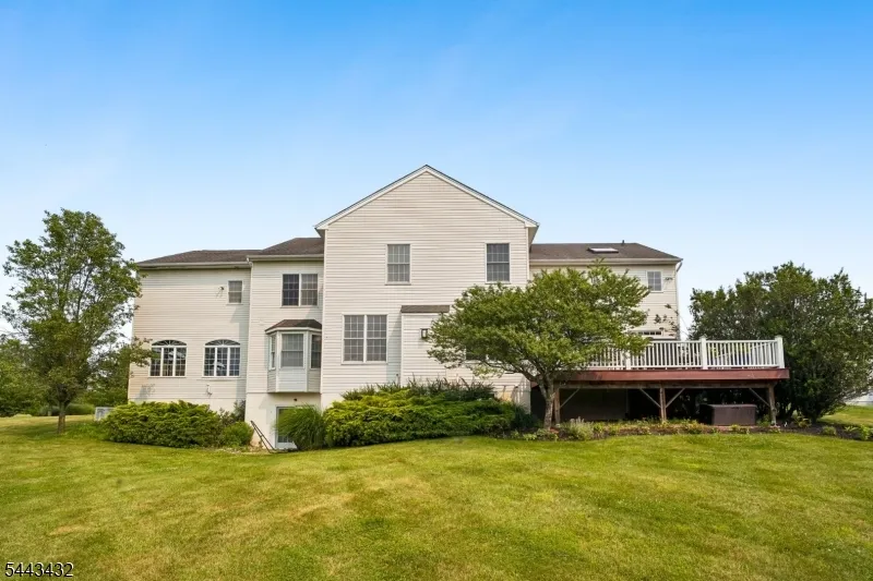 3 Balmoral Drive Alexandria, NJ 08867