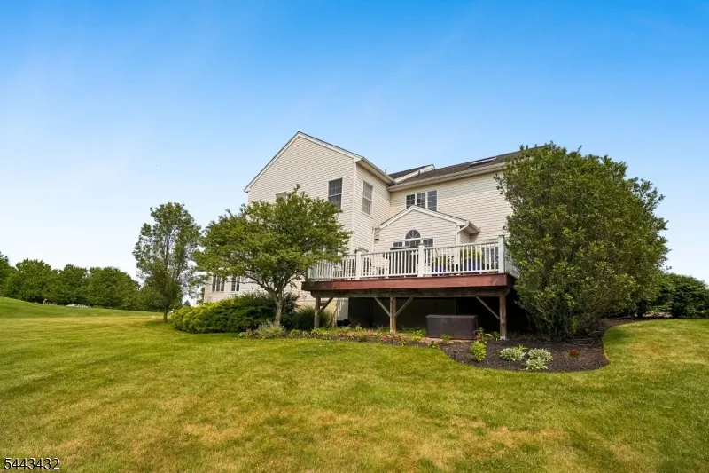 3 Balmoral Drive Alexandria, NJ 08867