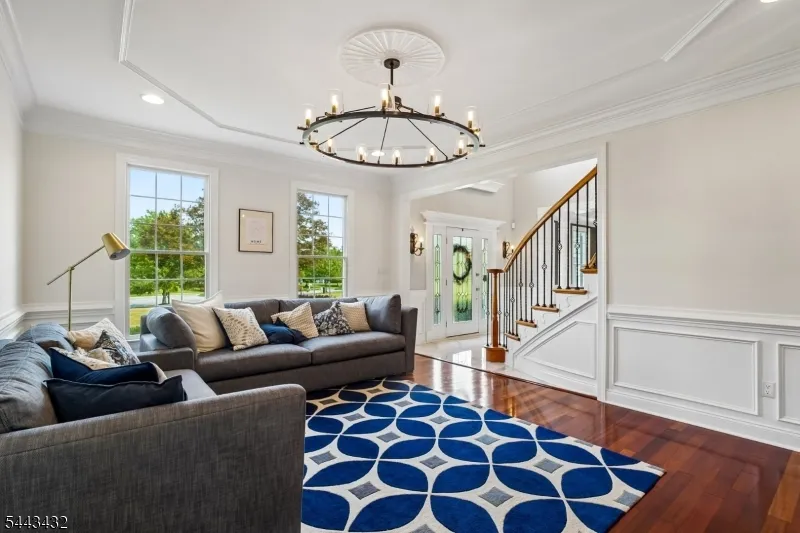 3 Balmoral Drive Alexandria, NJ 08867