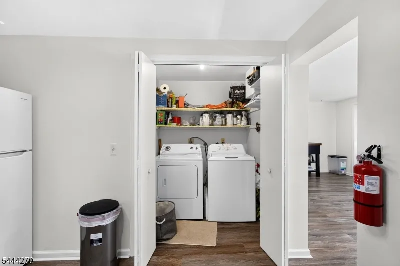 127 W End Ave Newton Town, NJ 07860