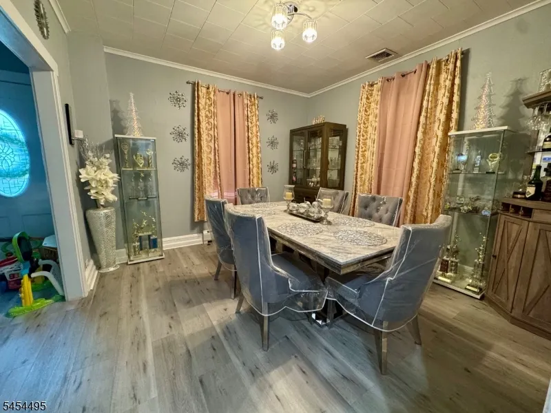 165 5Th Ave Hawthorne, NJ 07506