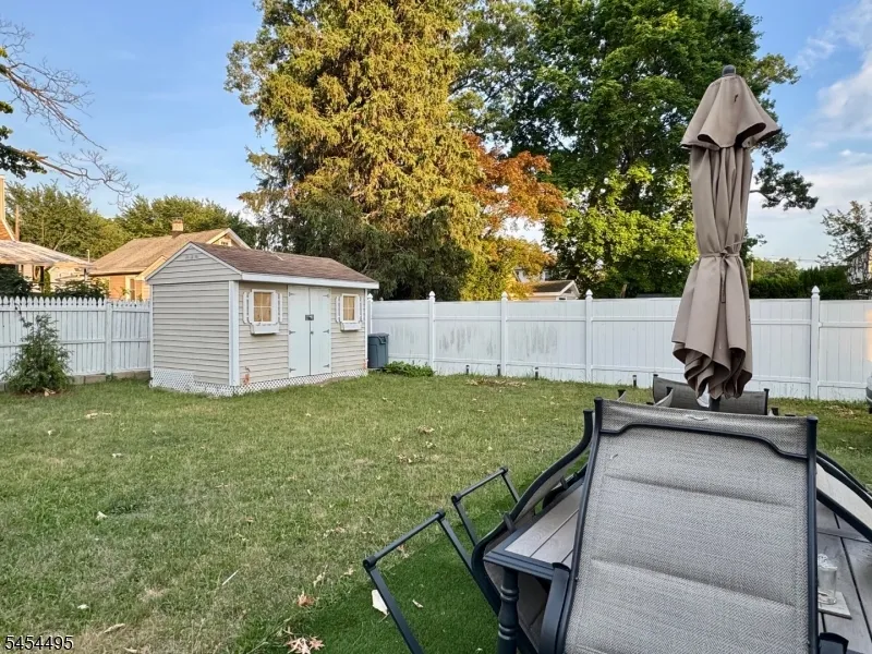 165 5Th Ave Hawthorne, NJ 07506