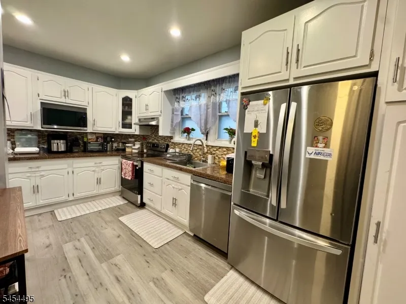 165 5Th Ave Hawthorne, NJ 07506
