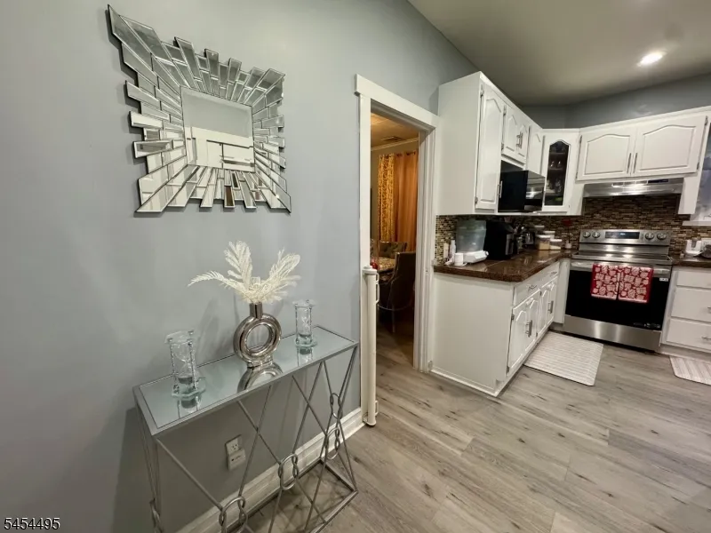 165 5Th Ave Hawthorne, NJ 07506