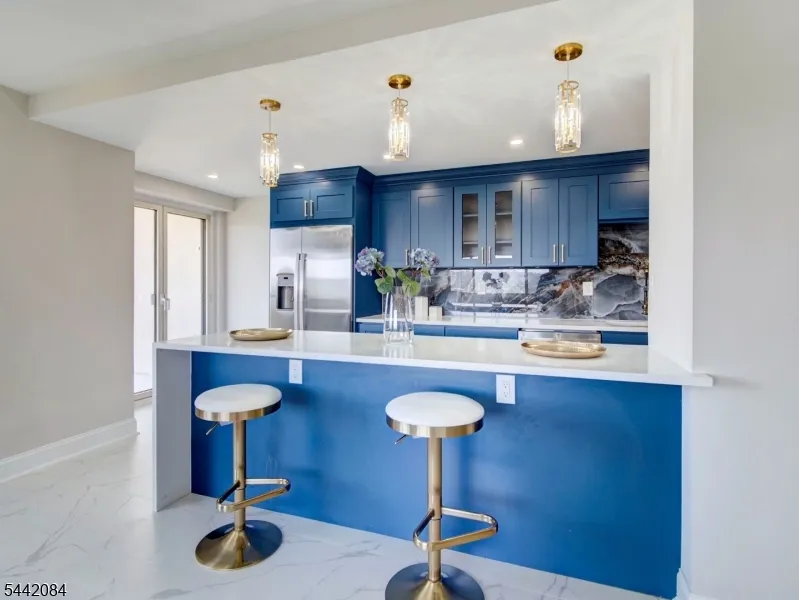 377 S Harrison St #17F Unit 17F East Orange City, NJ 07018