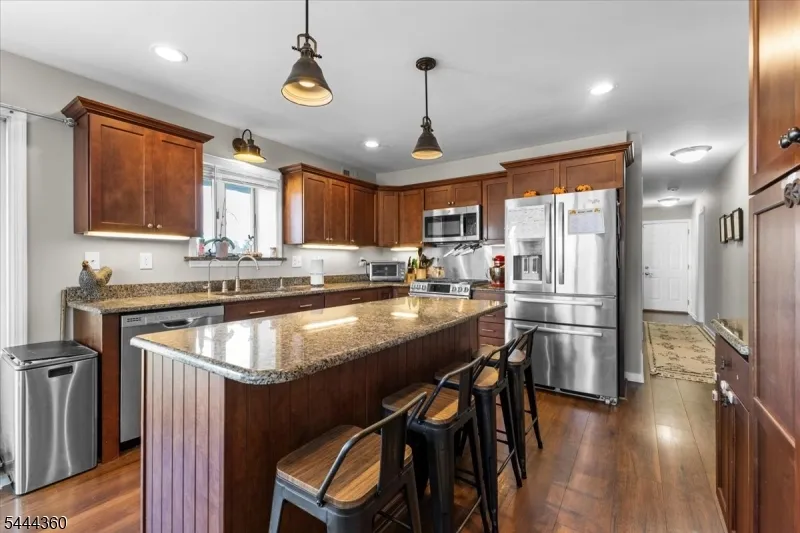 152 County Road 513 Alexandria, NJ 08825