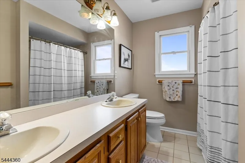 152 County Road 513 Alexandria, NJ 08825