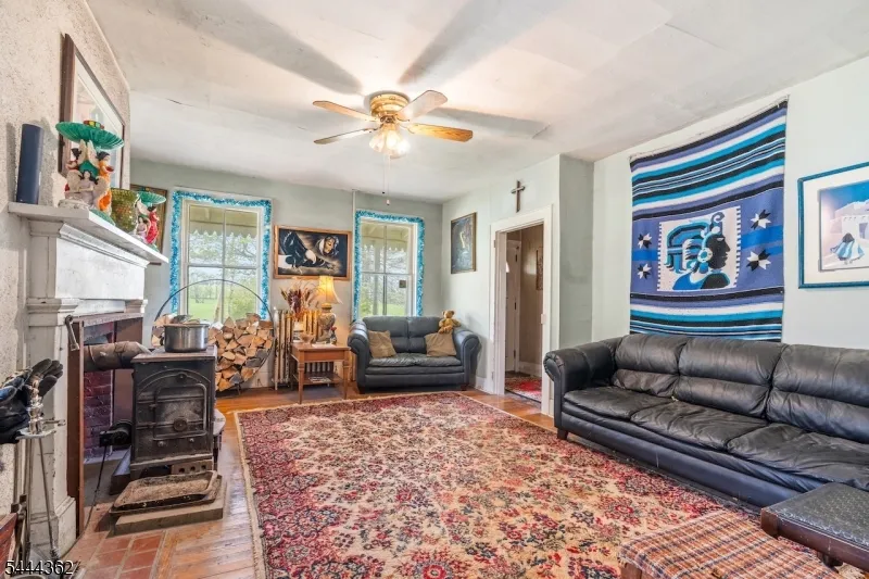 134 Drew Rd Vernon, NJ 07461