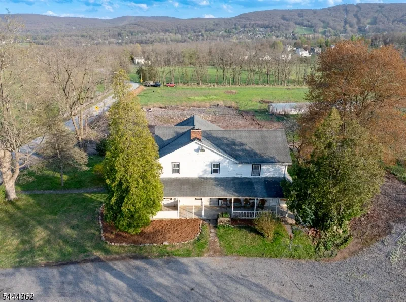 134 Drew Rd Vernon, NJ 07461
