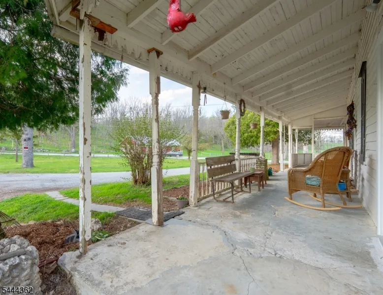 134 Drew Rd Vernon, NJ 07461