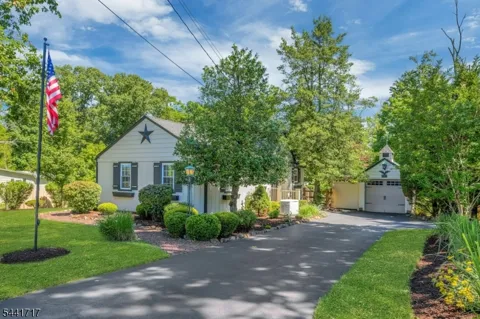 215 Mountainview Rd