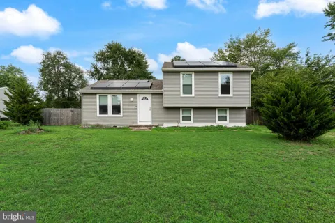 5913 MAPLE DRIVE
