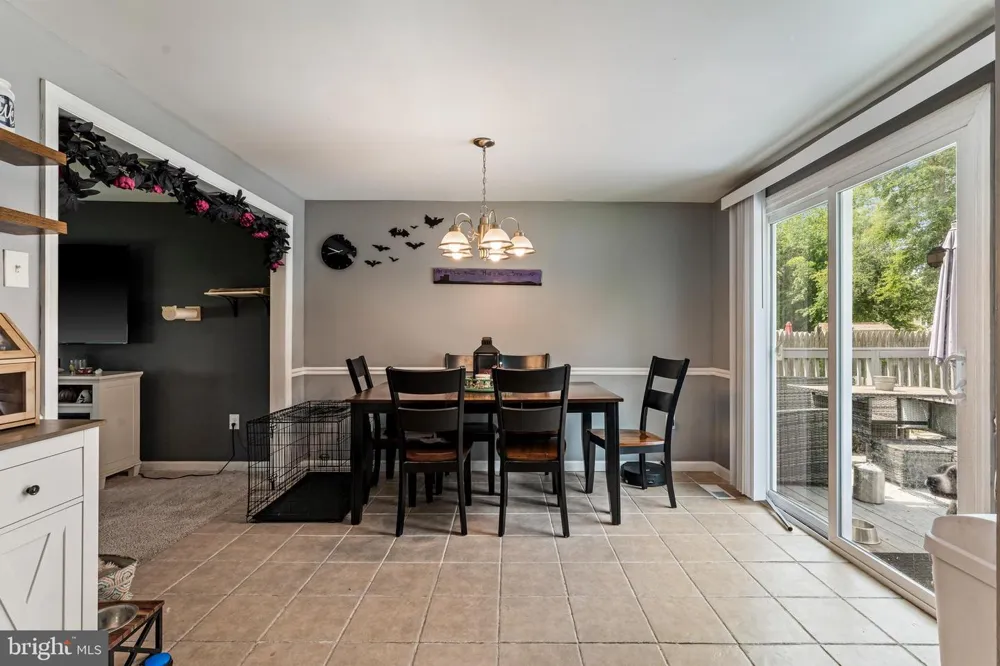 5913 MAPLE DRIVE Mays Landing, NJ 08330