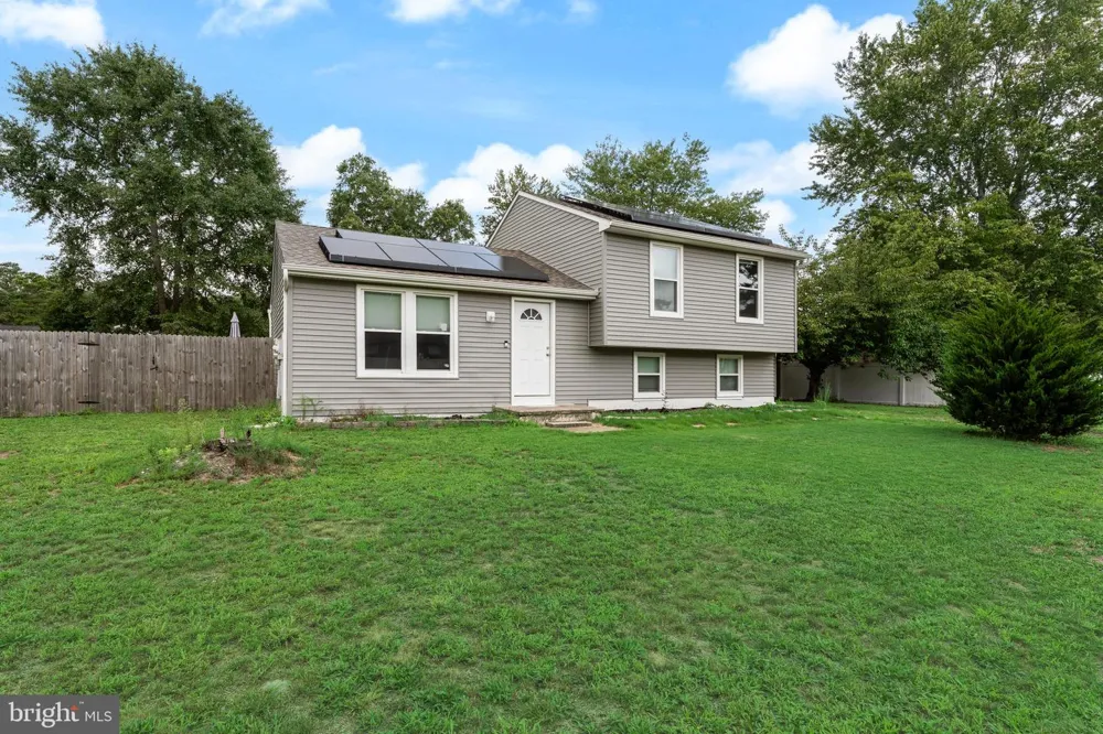 5913 MAPLE DRIVE Mays Landing, NJ 08330